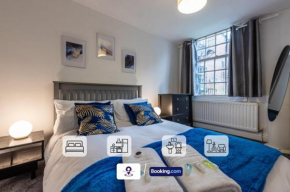 Premium Deals on Unique Home Sleeps 6 By Finesse Stays Short Lets & Serviced Accommodation Leamington Spa With Parking